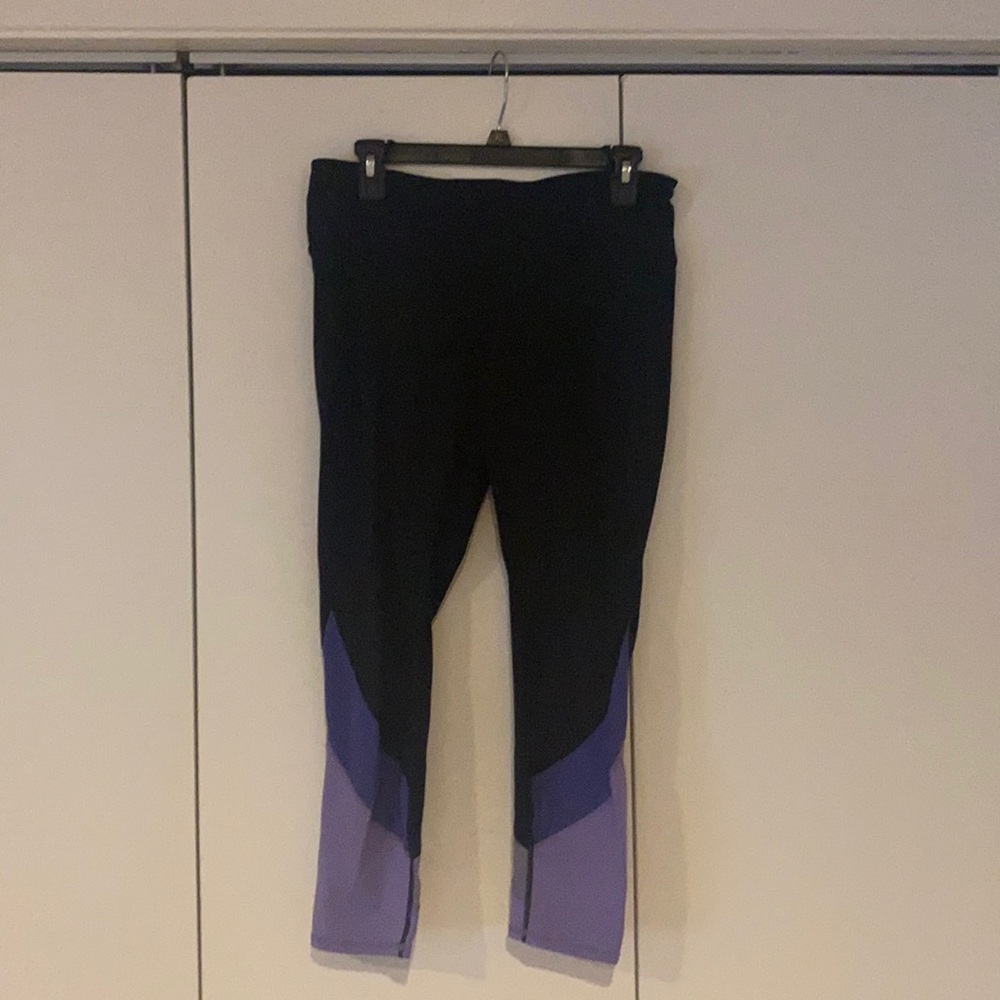 Black leggings L